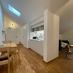 Gaestehaus Phantasie شقة فندقية إيزيناخ