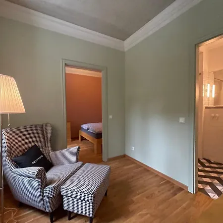 アパートホテル Gaestehaus Phantasie アイゼナハ